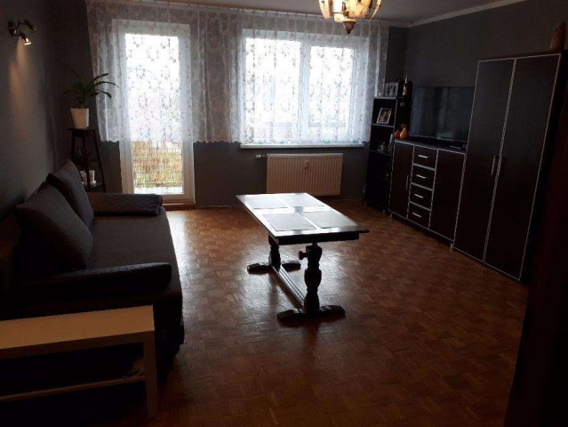 Mieszkanie 3-pokojowe Oleśnica, ul. Małopolna. Zdjęcie 1