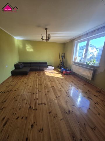 dom wolnostojący, 6 pokoi Kleczew, ul. Alojzego Putza. Zdjęcie 1