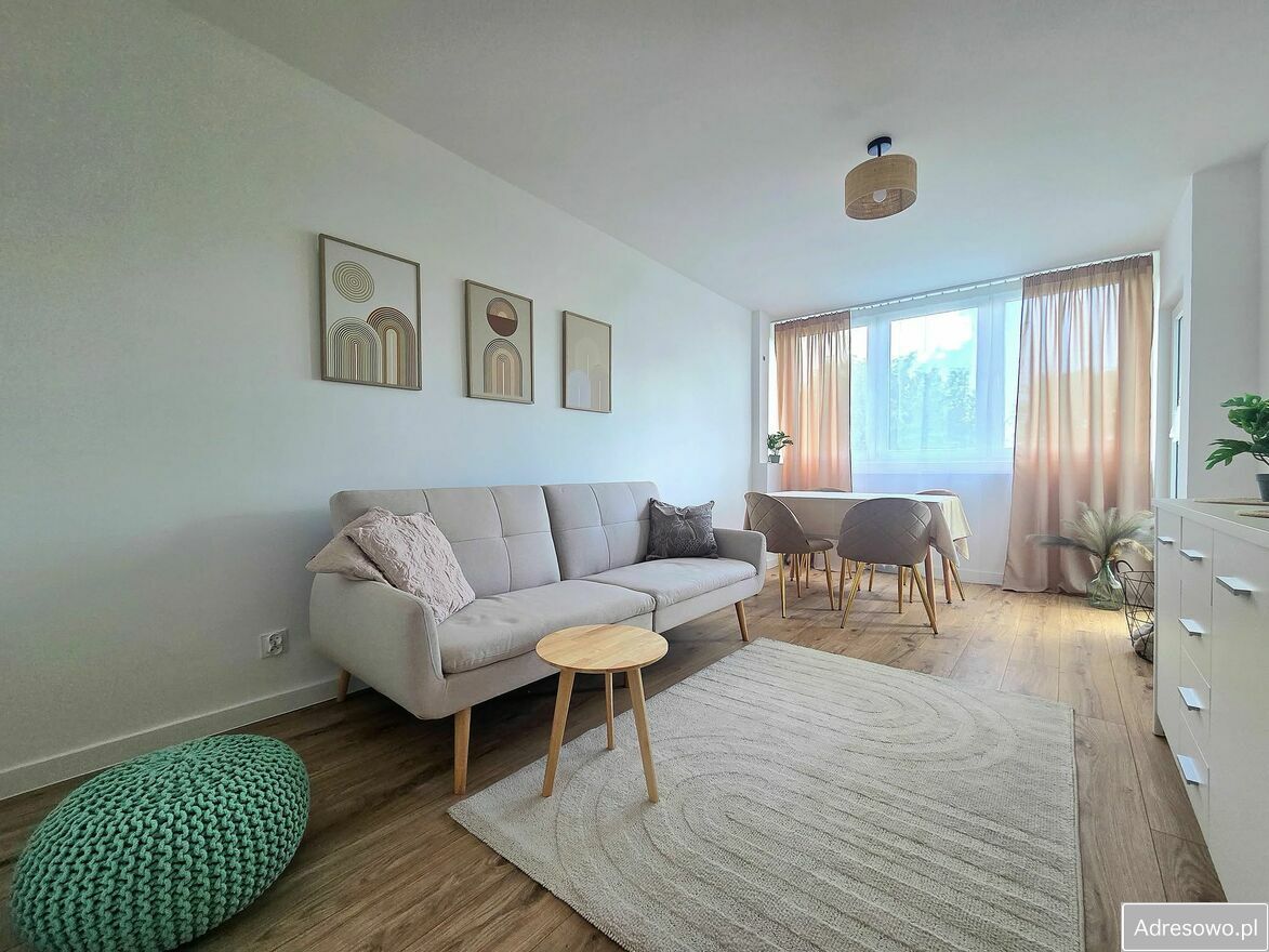 Mieszkanie 3-pokojowe Lubin Przylesie, ul. Ignacego Paderewskiego. Zdjęcie 1