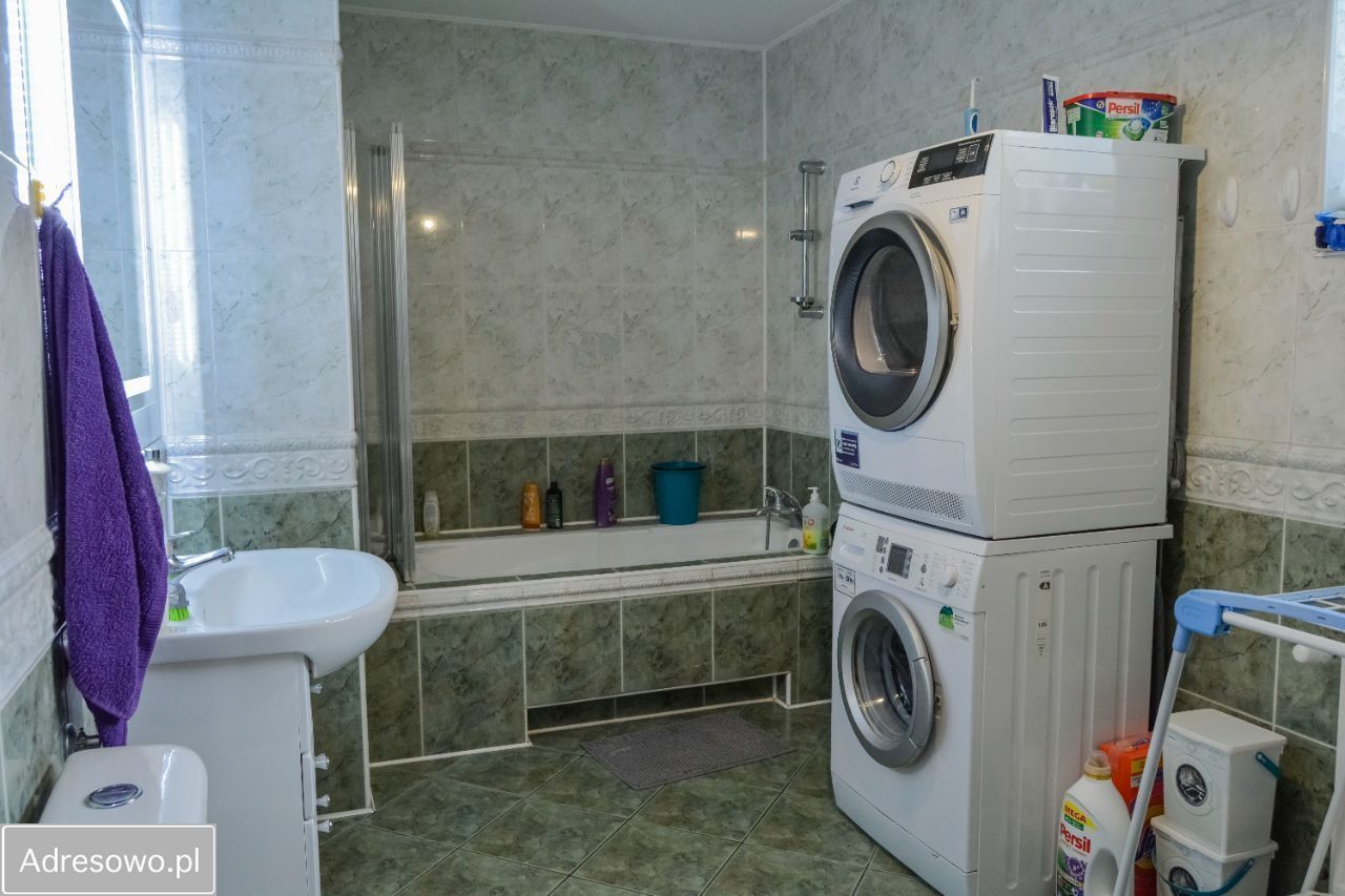 dom szeregowy, 6 pokoi Wałcz, os. Piastowskie. Zdjęcie 8