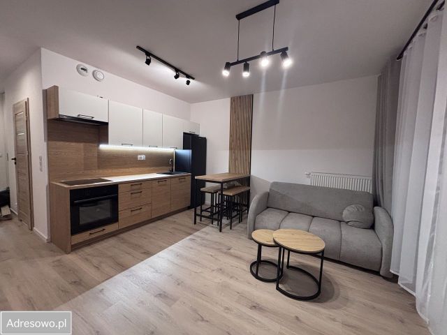 Mieszkanie 1-pokojowe Gliwice Łabędy, ul. Poezji. Zdjęcie 1