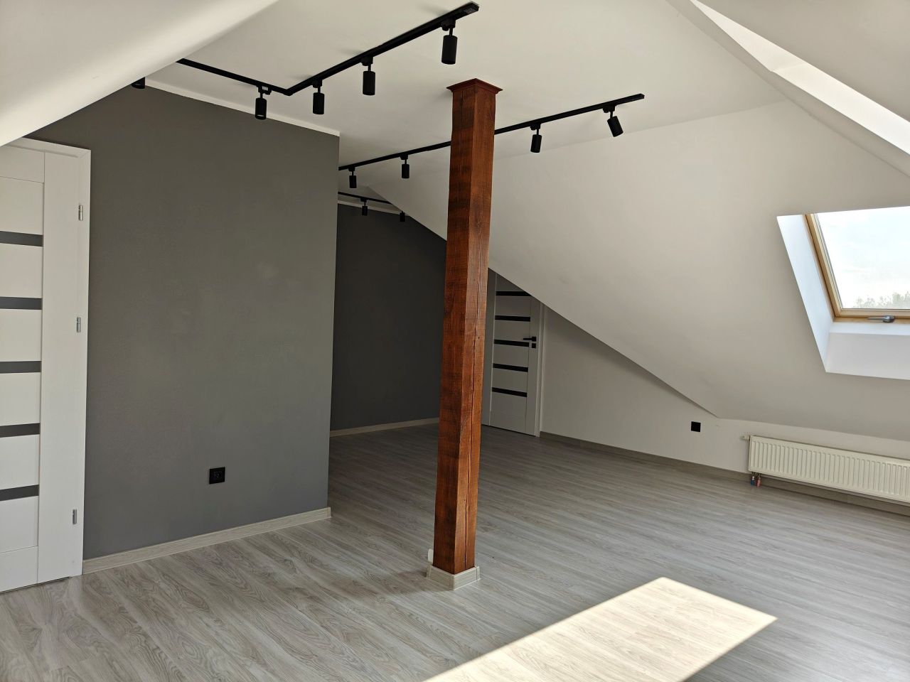 dom wolnostojący, 6 pokoi Brzezie k. Sulechowa. Zdjęcie 2