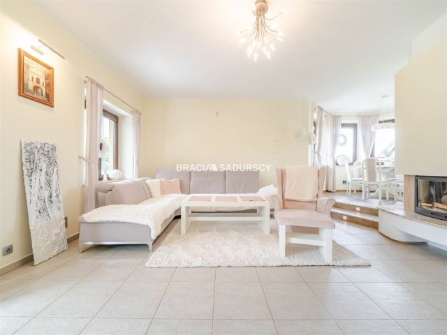 dom wolnostojący, 6 pokoi Sułków. Zdjęcie 35