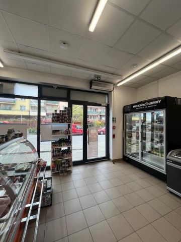 Lokal Warszawa Rembertów, ul. Chełmżyńska. Zdjęcie 2