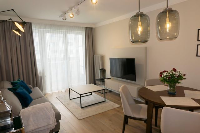 Mieszkanie 3-pokojowe Wrocław Stare Miasto, ul. Tęczowa. Zdjęcie 1