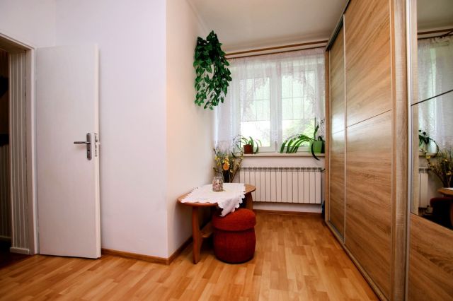 dom wolnostojący, 4 pokoje Rożubowice. Zdjęcie 16