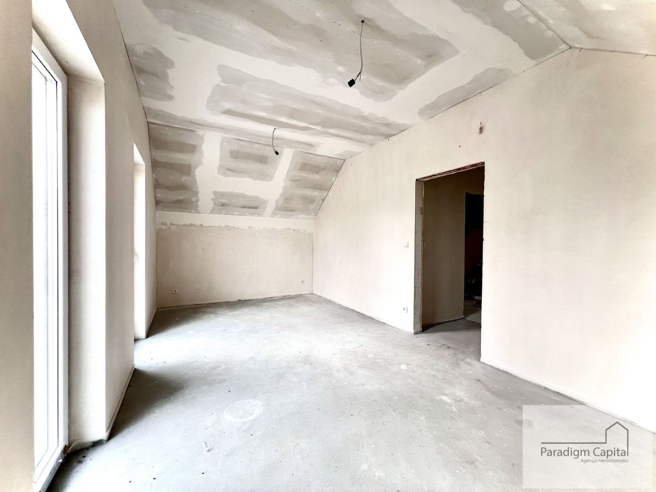 dom wolnostojący, 5 pokoi Mników. Zdjęcie 18