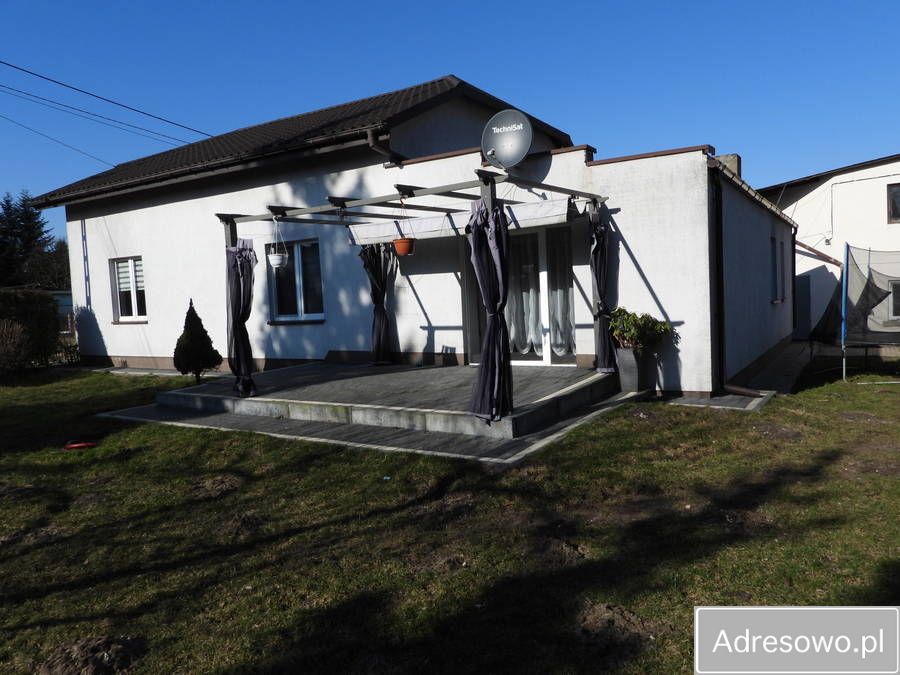 dom wolnostojący, 4 pokoje Bedoń Przykościelny. Zdjęcie 1