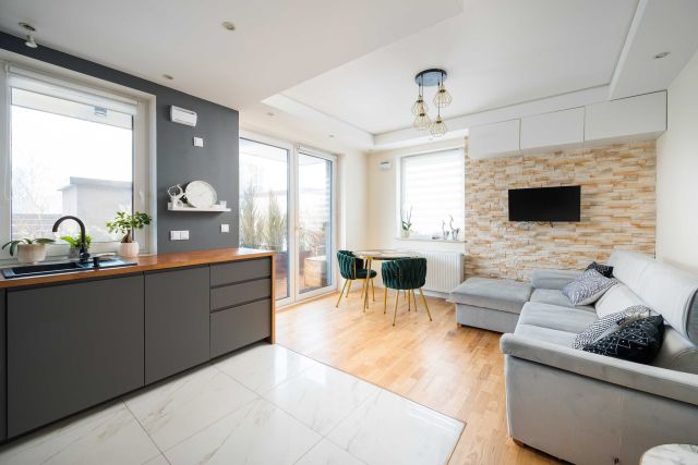 Mieszkanie 3-pokojowe Warszawa Włochy. Zdjęcie 1