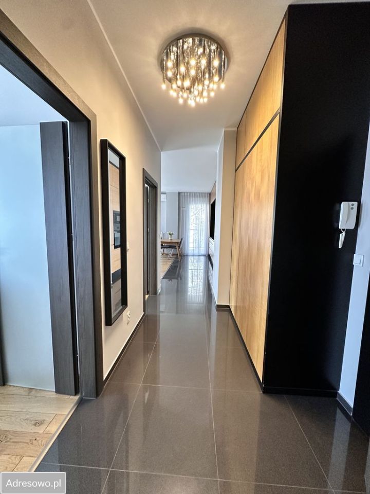 Mieszkanie 3-pokojowe Wrocław Stare Miasto, ul. gen. Władysława Sikorskiego. Zdjęcie 13