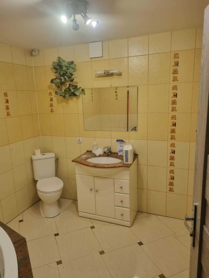 Mieszkanie 3-pokojowe Niedźwiedzice. Zdjęcie 6