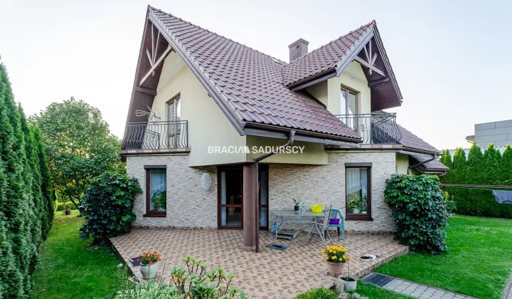 dom wolnostojący, 6 pokoi Kocmyrzów, ul. Jagiellońska