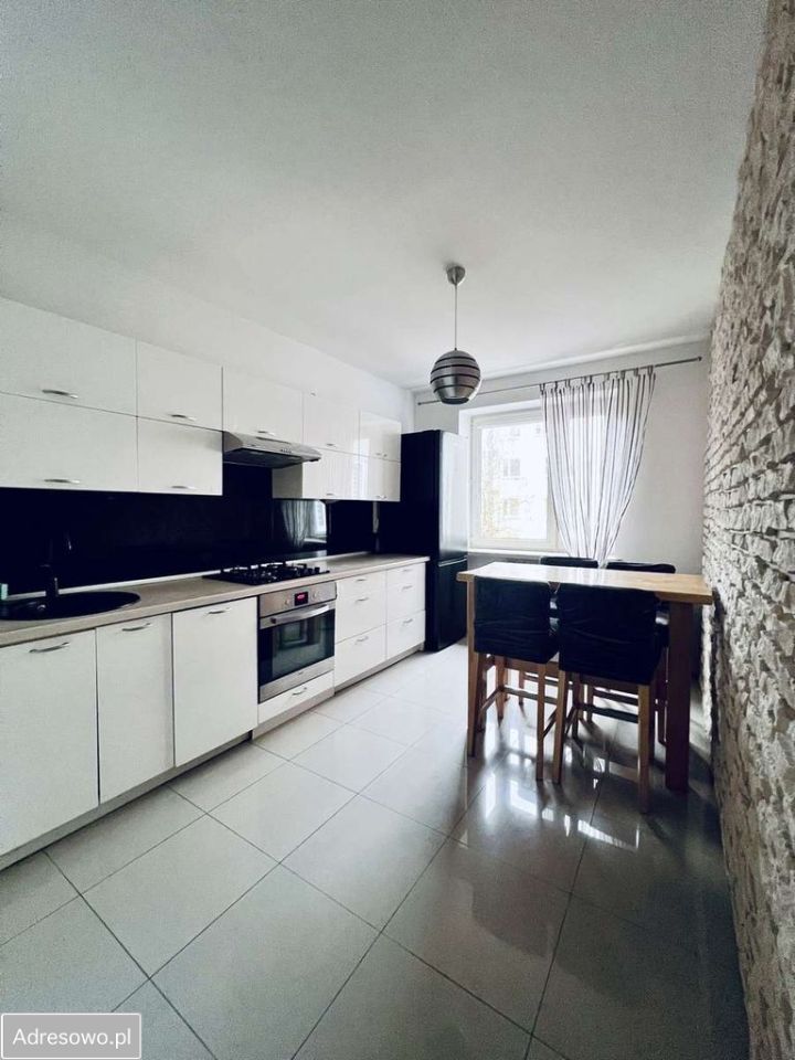 Mieszkanie 2-pokojowe Toruń Bydgoskie Przedmieście, ul. Juliana Fałata. Zdjęcie 3