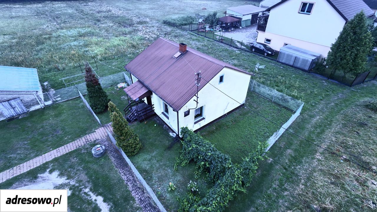 dom wolnostojący, 6 pokoi Ostrowik, ul. Księżycowa. Zdjęcie 2