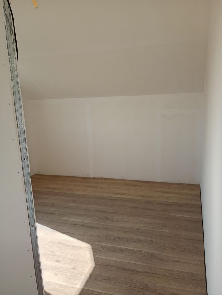 dom wolnostojący, 4 pokoje Gosławice Zalesie. Zdjęcie 9