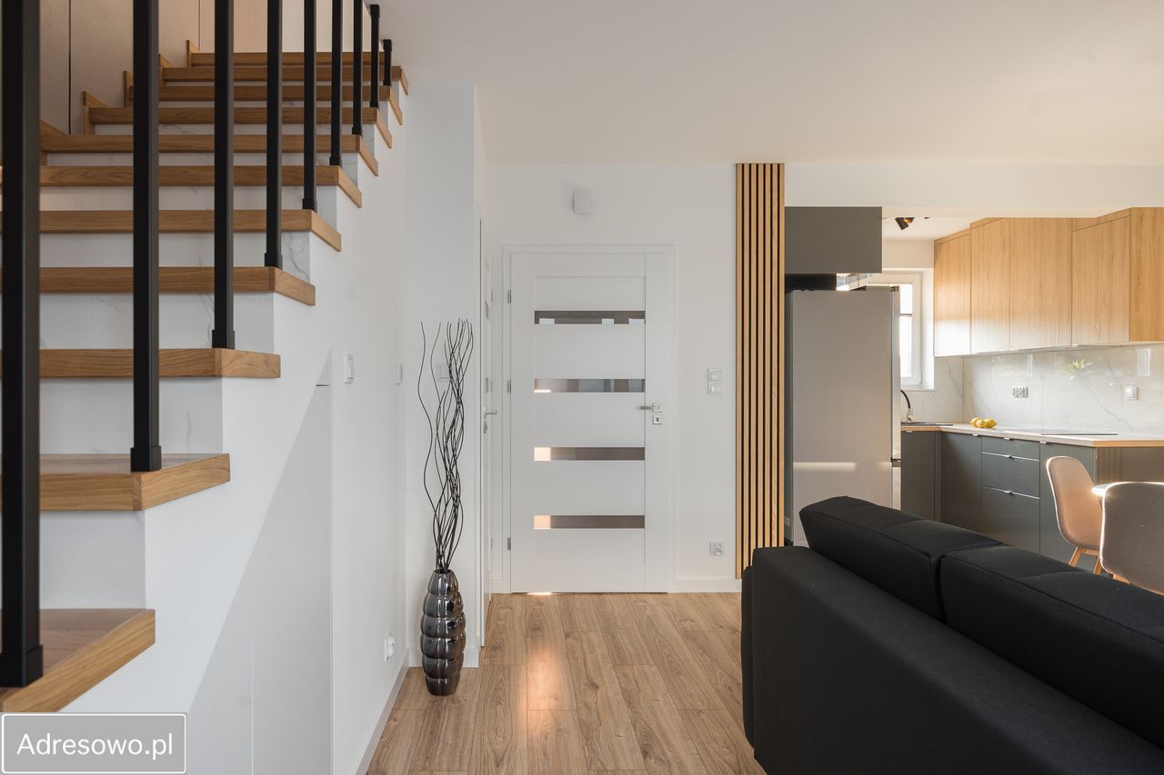 dom szeregowy, 3 pokoje Porosły, ul. Sadowa. Zdjęcie 20