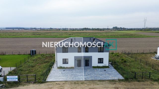 bliźniak, 3 pokoje Wola Podłężna, ul. Pigwowa. Zdjęcie 2