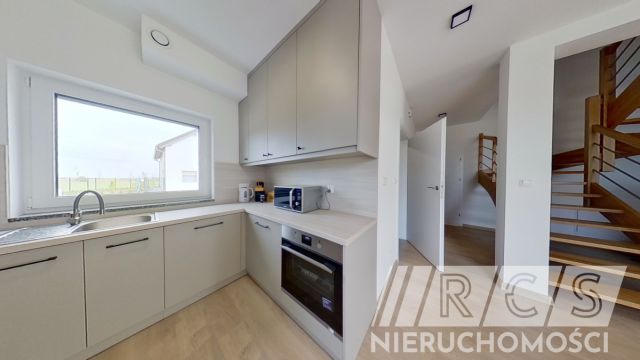 bliźniak, 5 pokoi Gądów. Zdjęcie 5