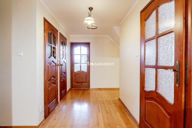 dom wolnostojący, 8 pokoi Jadowniki, ul. Sportowa. Zdjęcie 38