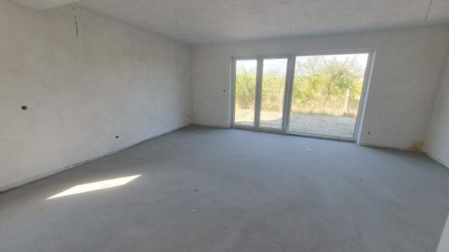 bliźniak, 5 pokoi Mroków. Zdjęcie 8