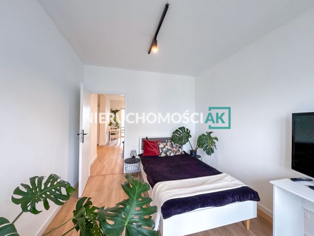 Mieszkanie 2-pokojowe Poznań, ul. Wiejska. Zdjęcie 8