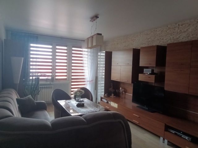 Mieszkanie 2-pokojowe Knurów, ul. Kosmonautów. Zdjęcie 1