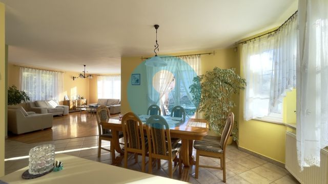 bliźniak, 5 pokoi Bilcza. Zdjęcie 8