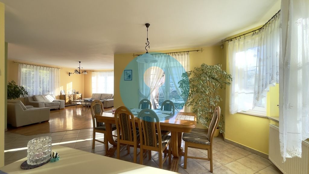 bliźniak, 5 pokoi Bilcza. Zdjęcie 8