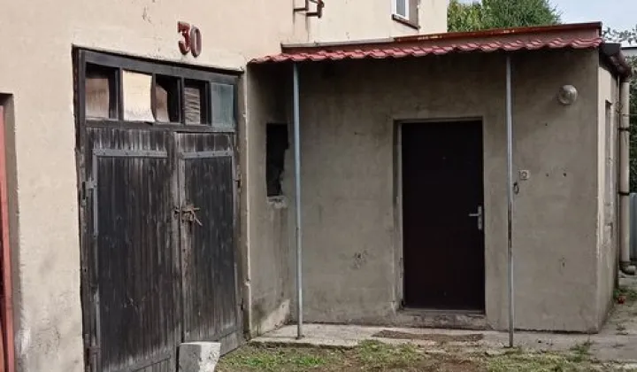 dom wolnostojący, 5 pokoi Mogilno, ul. Padniewska