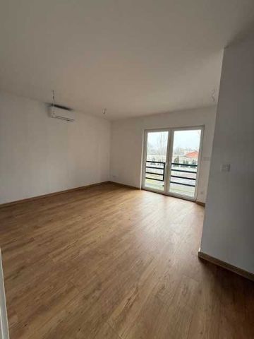 Mieszkanie 3-pokojowe Ostrów Wielkopolski, ul. Wisławy Szymborskiej. Zdjęcie 1