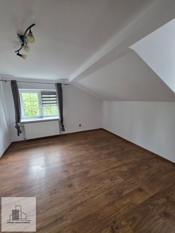 dom wolnostojący, 7 pokoi Stanisławów Drugi. Zdjęcie 20