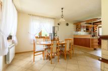 dom wolnostojący, 5 pokoi Żanęcin, ul. Rajska. Zdjęcie 4