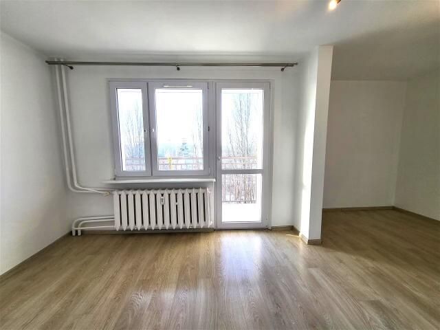 Mieszkanie 3-pokojowe Katowice Brynów, ul. Wincentego Pola. Zdjęcie 2