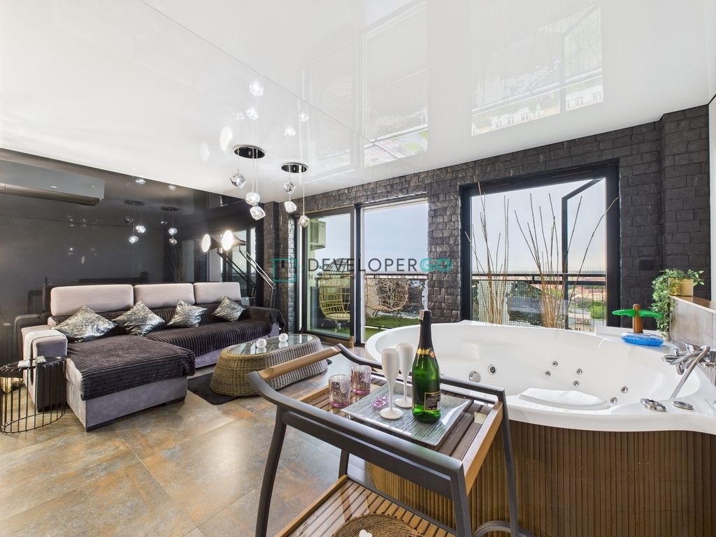 Mieszkanie 3-pokojowe Ełk Centrum, ul. gen. Władysława Sikorskiego. Zdjęcie 2