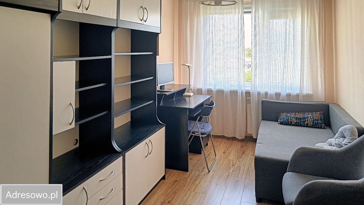 Mieszkanie 3-pokojowe Świdnica, ul. Emilii Plater. Zdjęcie 3