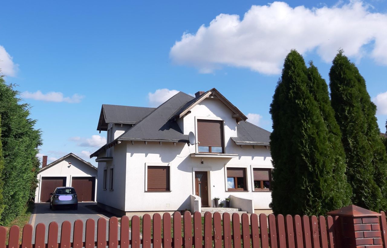 dom wolnostojący, 5 pokoi Słupca, ul. Zagórowska. Zdjęcie 1