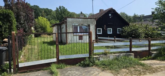 dom wolnostojący, 3 pokoje Gliwice Kopernik, Las Łabędzki. Zdjęcie 1