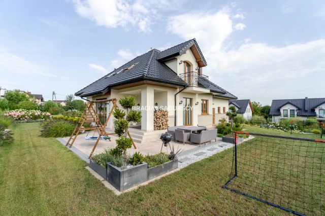 dom wolnostojący, 6 pokoi Węgrzce. Zdjęcie 20