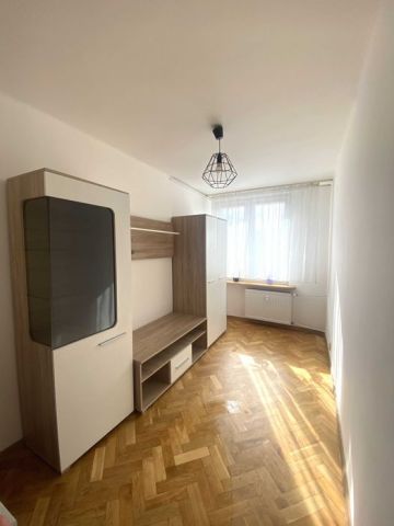 Mieszkanie 3-pokojowe Olsztyn Pojezierze, ul. Kołobrzeska. Zdjęcie 1