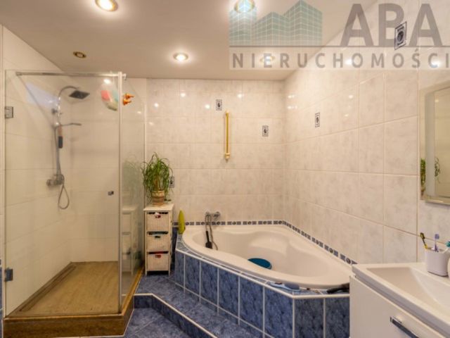 dom wolnostojący, 4 pokoje Turek, ul. Dębowa. Zdjęcie 9