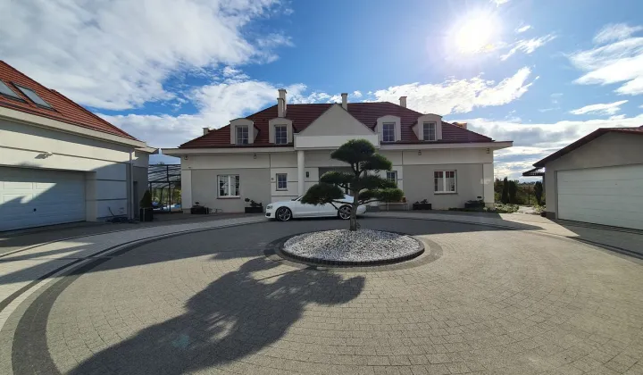 dom wolnostojący, 10 pokoi Żerniki Wrocławskie