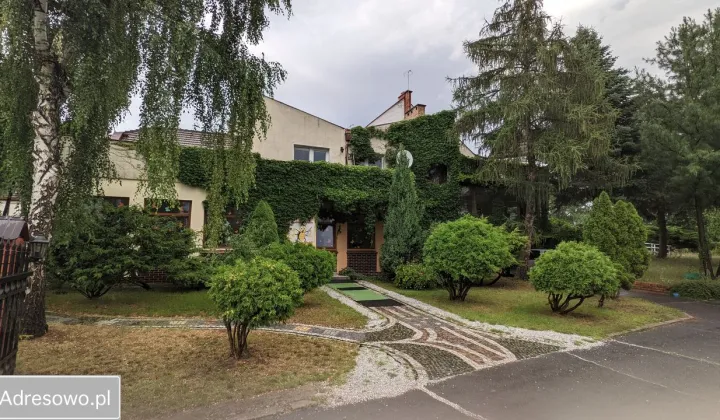 dom szeregowy, 5 pokoi Płock