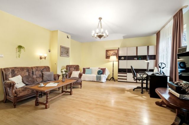 dom wolnostojący, 7 pokoi Dziekanów Leśny, ul. Jana Brzechwy. Zdjęcie 6