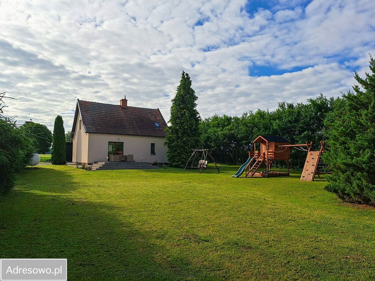 dom wolnostojący, 3 pokoje Popioły. Zdjęcie 18