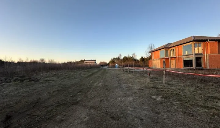 Działka budowlana Prace Duże