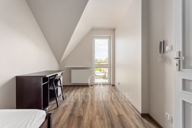 bliźniak, 9 pokoi Poznań, ul. Wiktora Degi. Zdjęcie 14