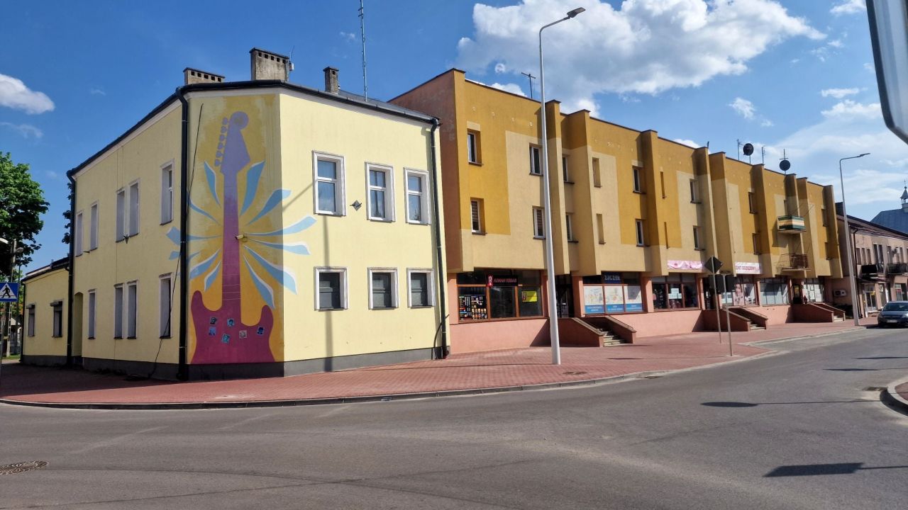 Lokal Cieszanów, ul. Rynek. Zdjęcie 1