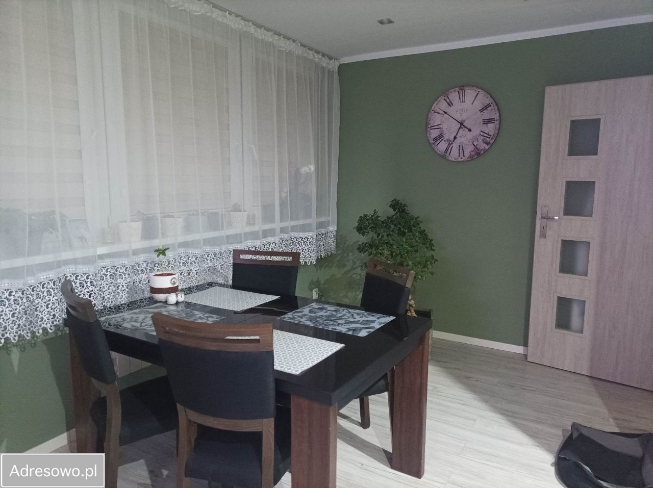 Mieszkanie 3-pokojowe Szczytna