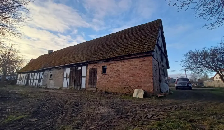 dom wolnostojący, 7 pokoi Starkowo