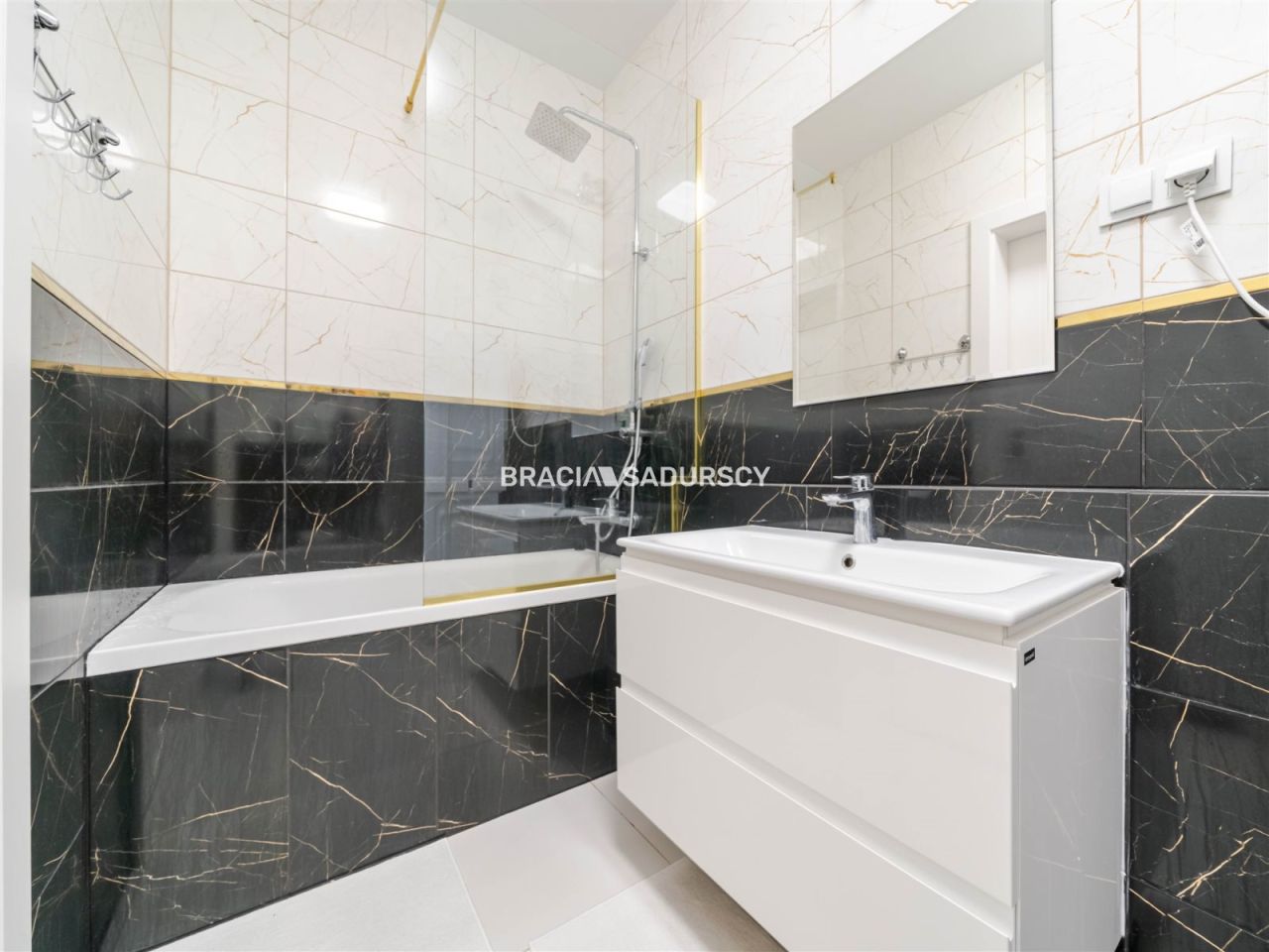 Mieszkanie 3-pokojowe Zawada. Zdjęcie 27